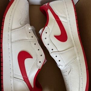 Nike Air Jordan 1 Low White University Red Black Size 10.5 Men’s New. HALF BOX!